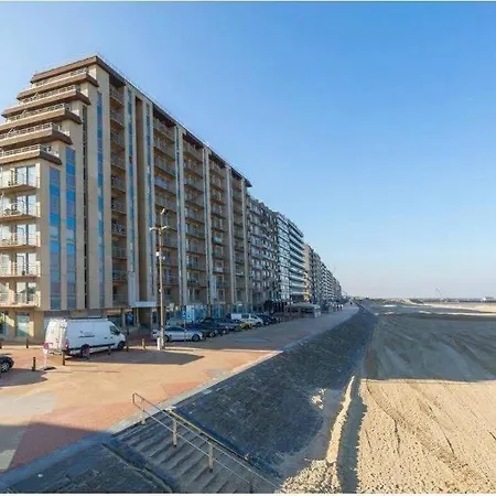 With Front Sea View Blankenberge