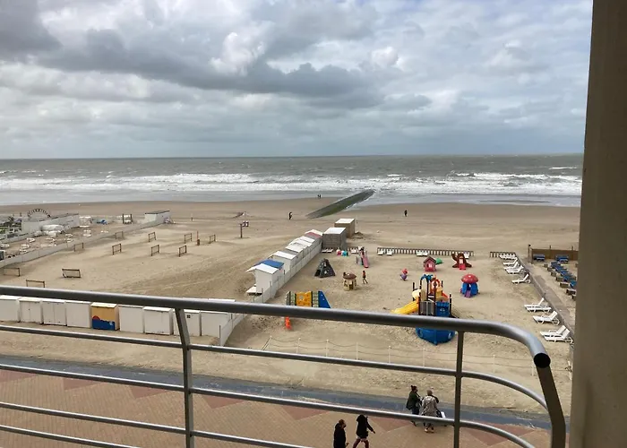 Apartamento With Front Sea View